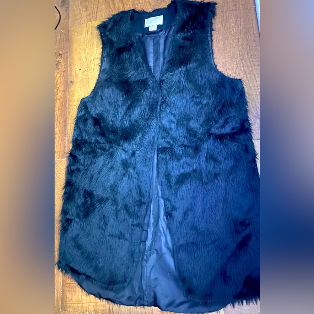 H&M faux fur vest for woman